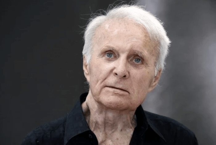 Robert Conrad Net Worth